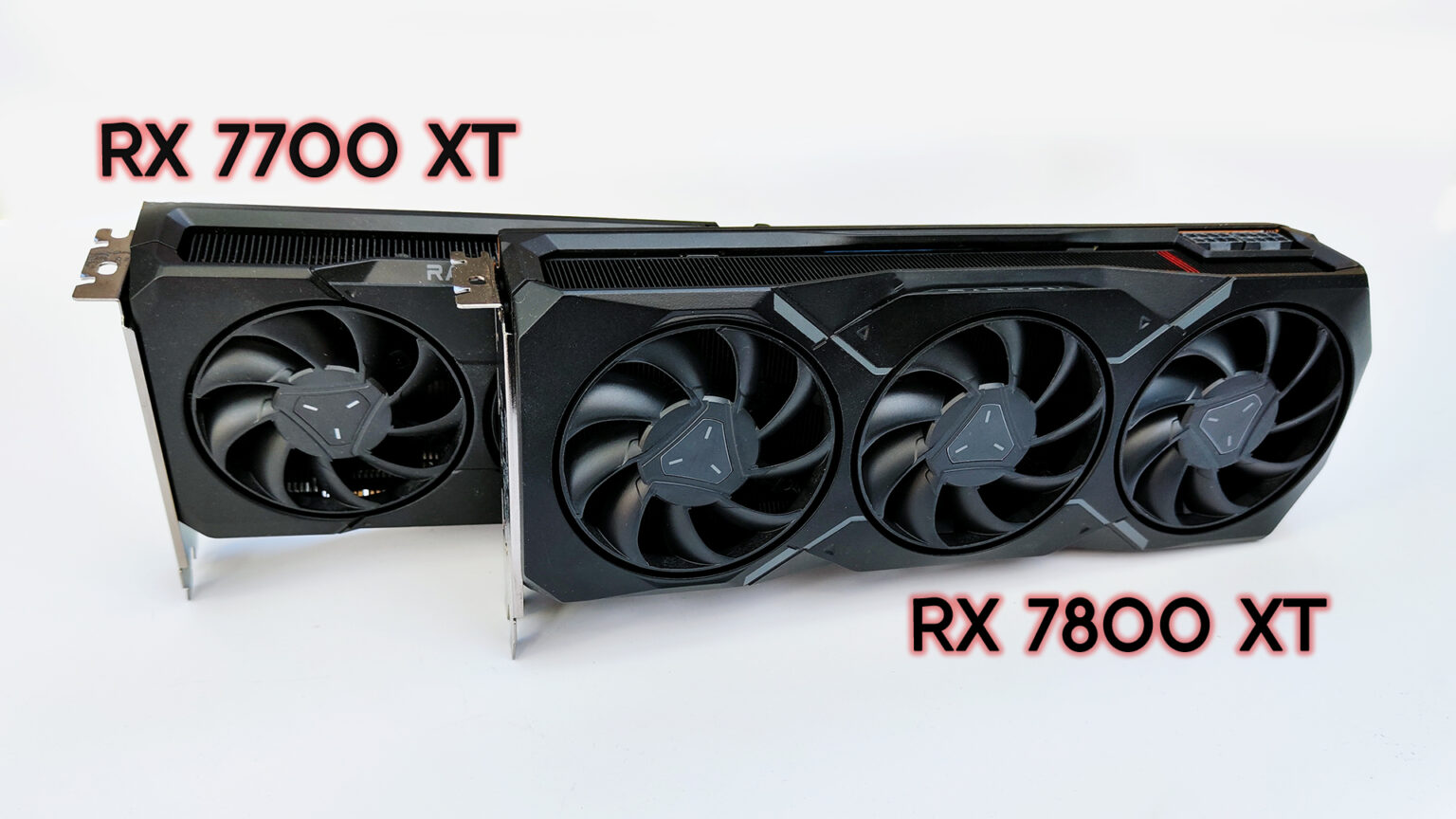 RX 7700 XT i RX 7800 XT – wszystko, co wiemy nowych Radeonach, data premiery, specyfikacja, wydajność RX 7700 XT i RX 7800 XT miniautra