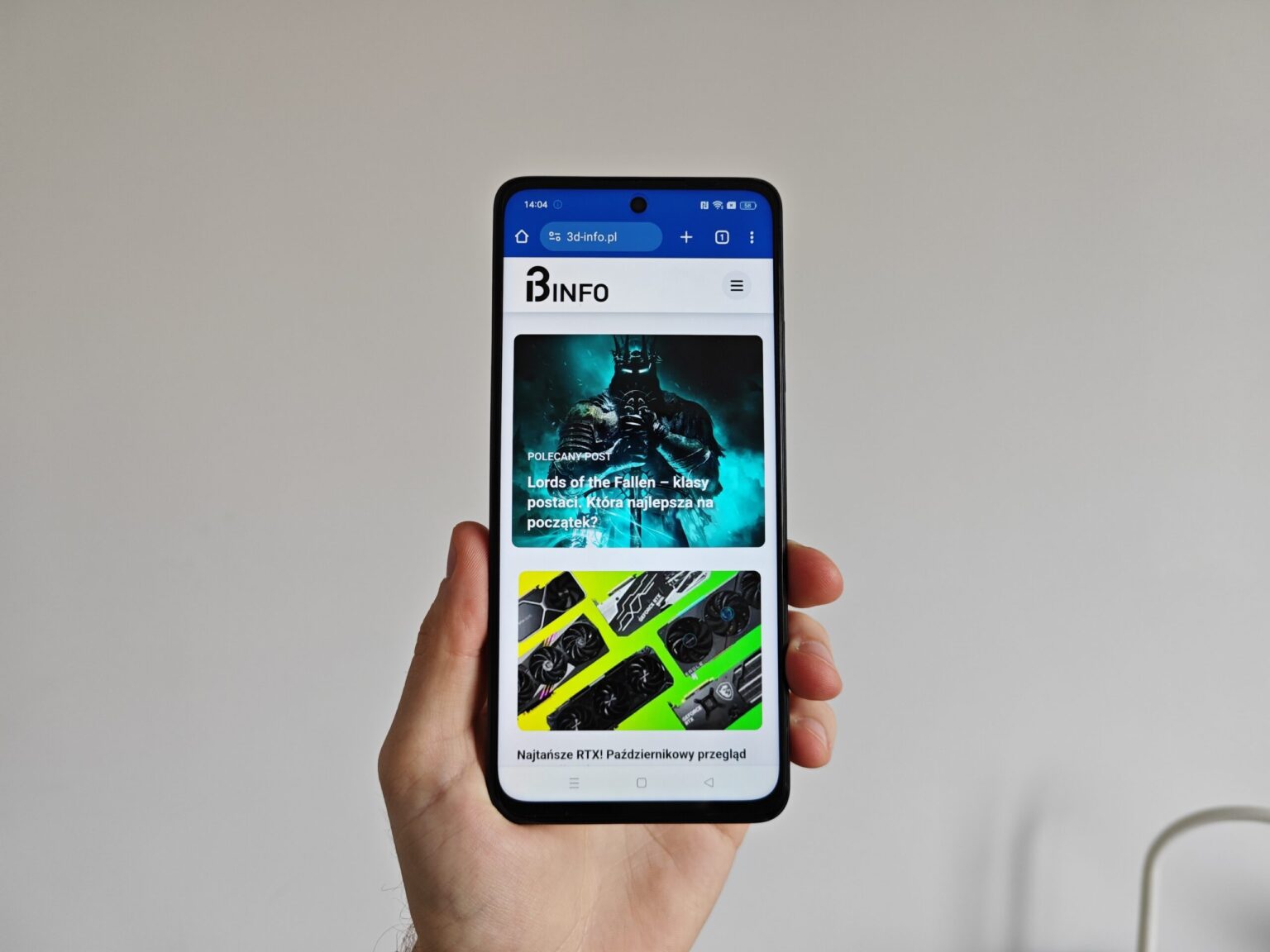 Jak odzyskać dostęp do zablokowanego smartfonu lub tabletu? Czarny smartfon Realme 11 5G