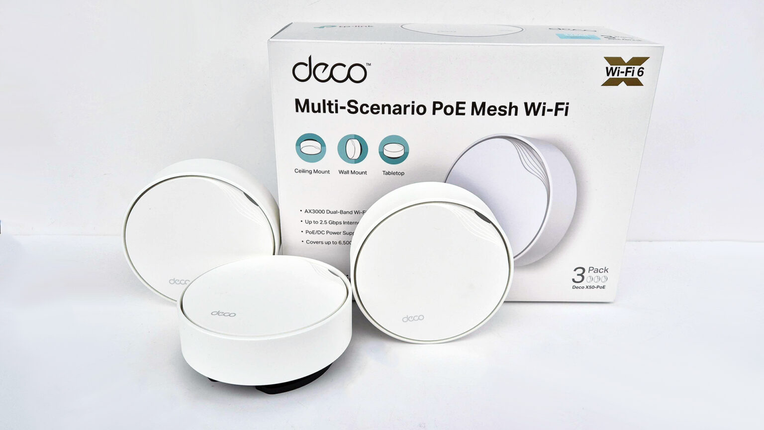 DECO X50-PoE urządzenia i karton fot. D. Kujawski