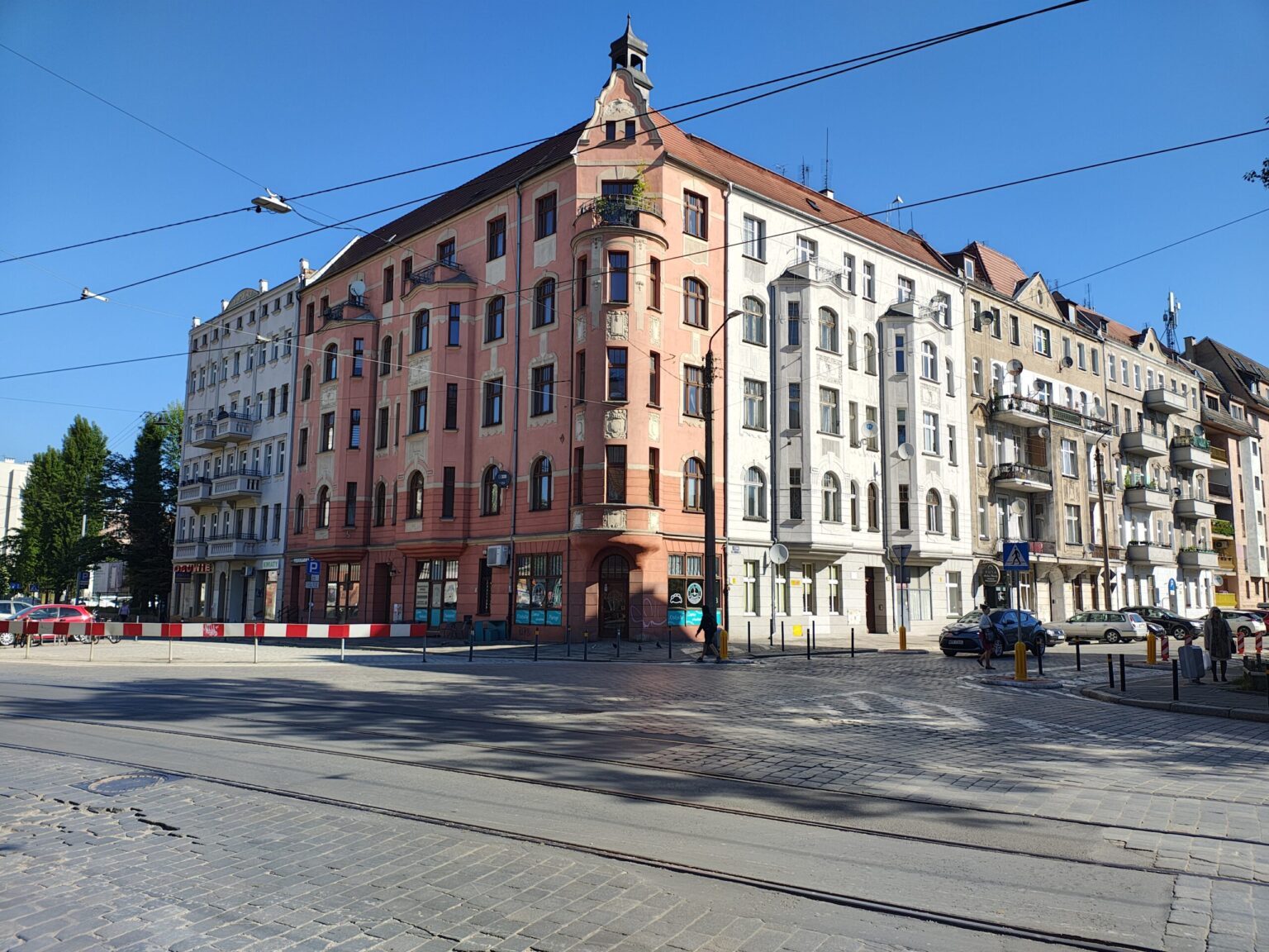 Czy Breslau przyćmi sukces 1670? Disney Plus zapowiada swój pierwszy polski serial Edge 50 Pro zbliżenie optyczne