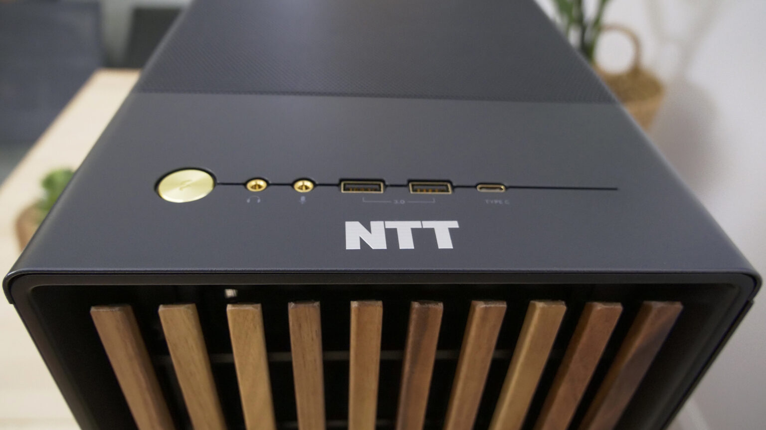 NTT WorkStation ZKO-i74070-P01P, sprawdzam wydajną stację roboczą znad Wisły