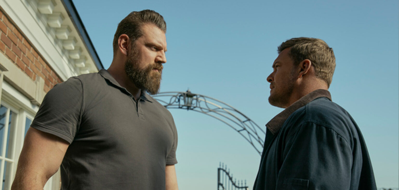 Reacher sezon 3 – kiedy premiera na Amazon Prime Video? Kim jest gigant z trailera? Paulie i Reacher z serialu Reacher