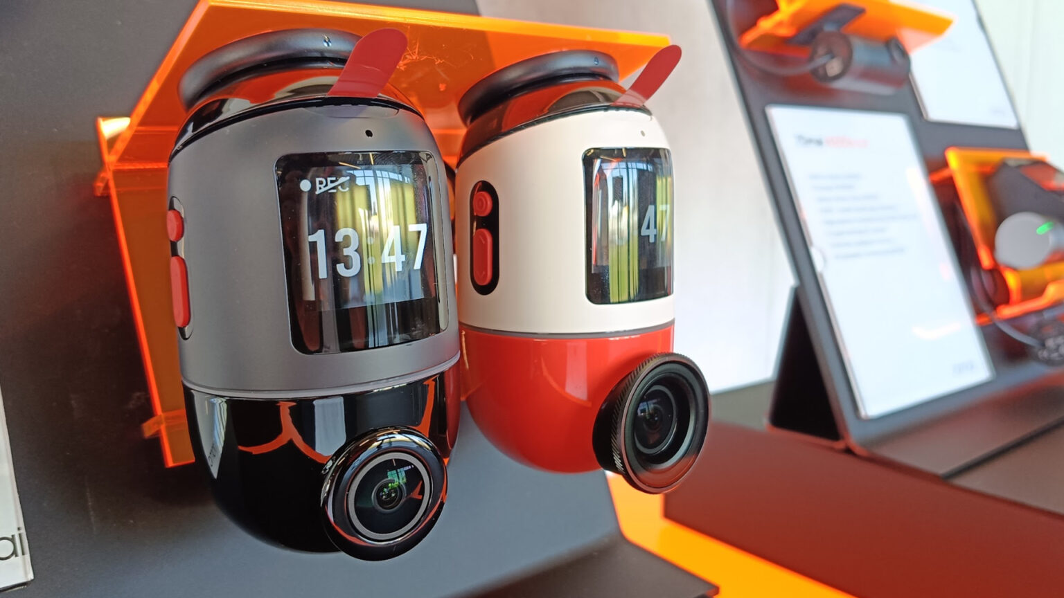 Nowy wideorejestrator od 70mai już jest! Widziałem co potrafi Kamera 70mai 4K Omni