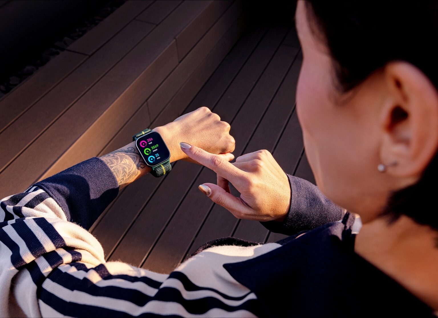 Idealny smartwatch do 400 zł? Moto Watch Fit już dostępny w Polsce!