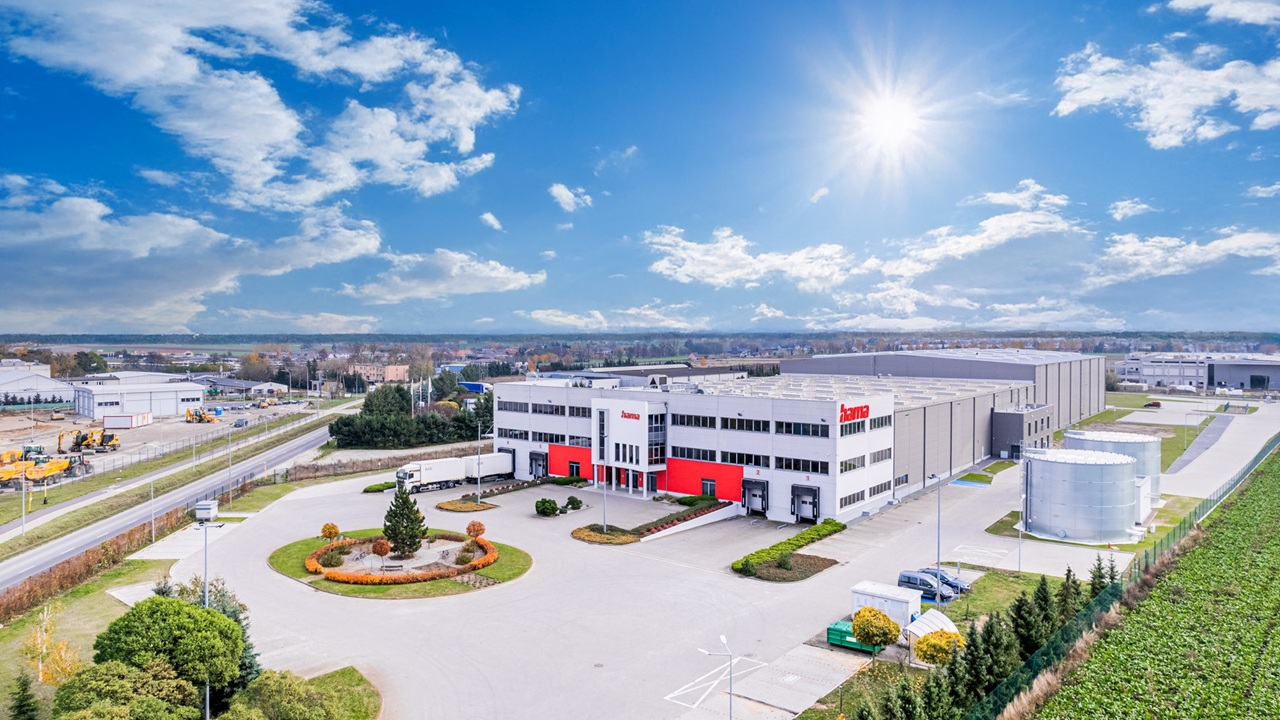 Widok na polski oddzia marki Hama w Robakowie