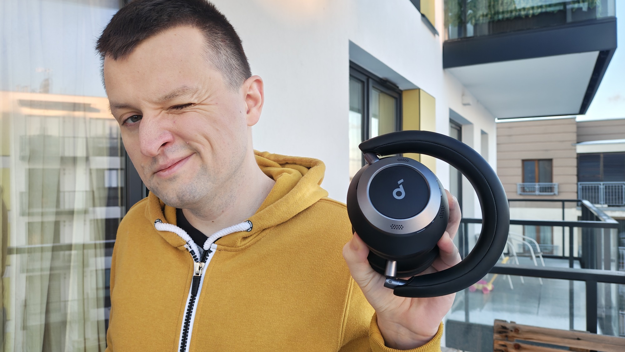 Soundcore Space One Pro