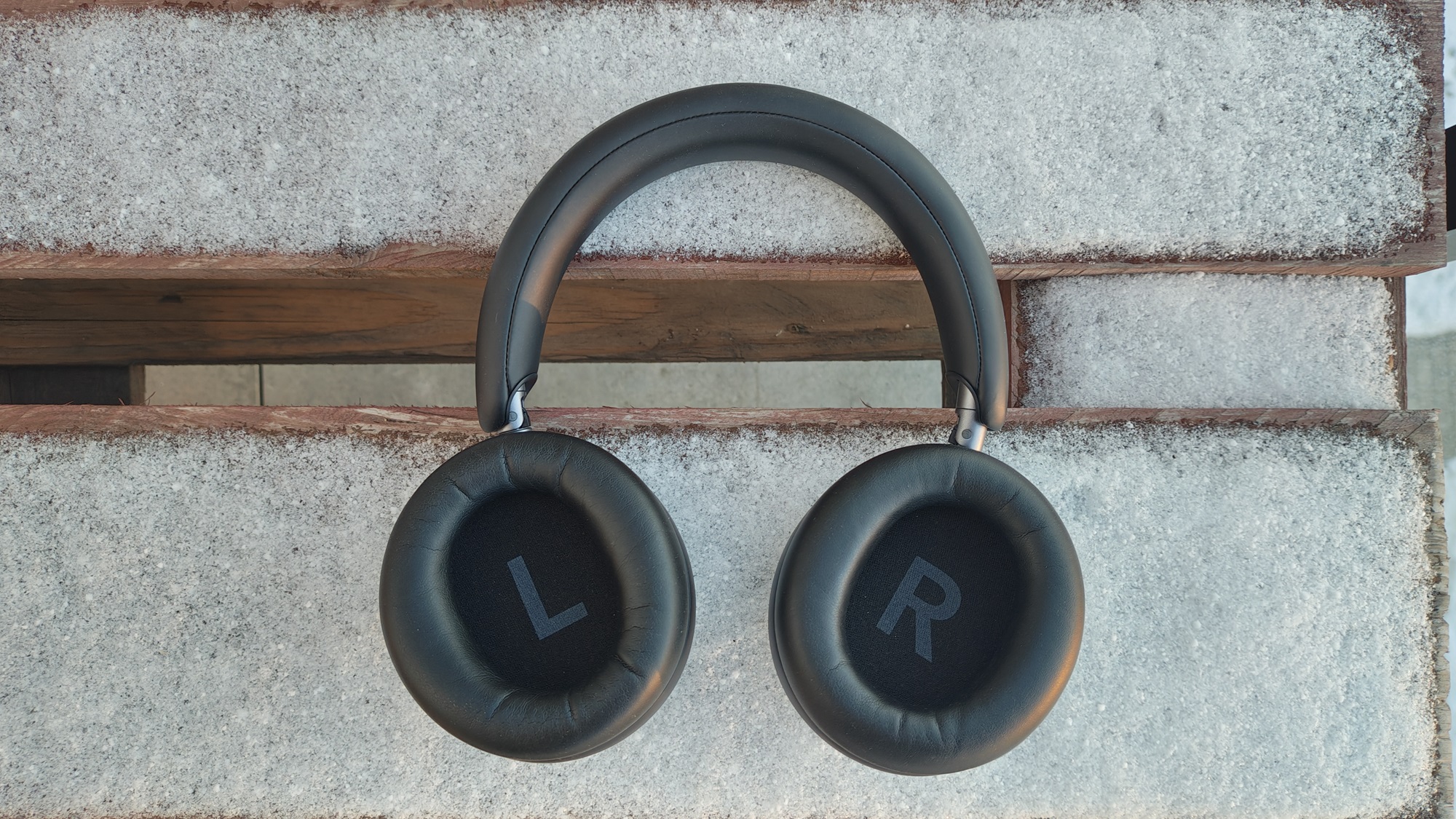 Soundcore Space One Pro wnętrze